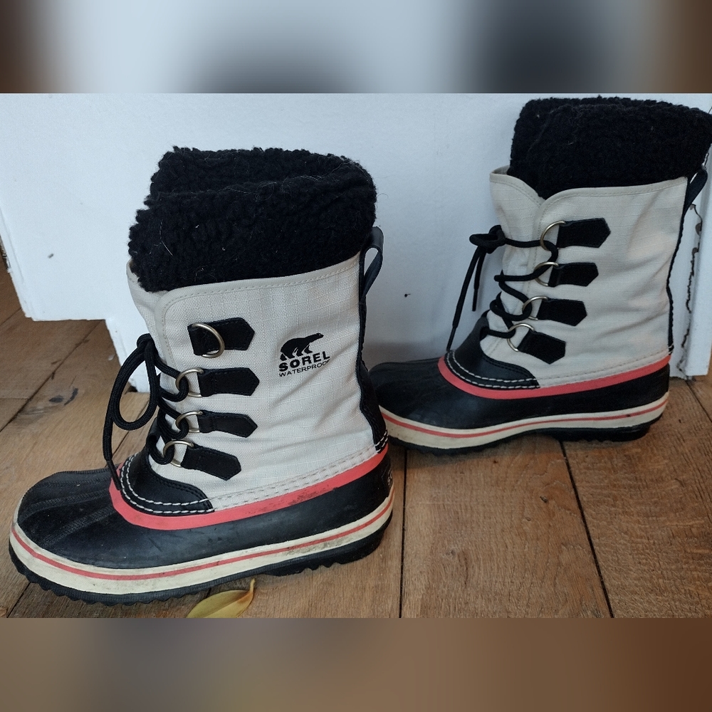 Women's Sorel Caribou Boots